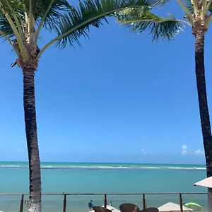 https://marupiara-suites-praia-de-muro-alto.portodegalinhashotels.com